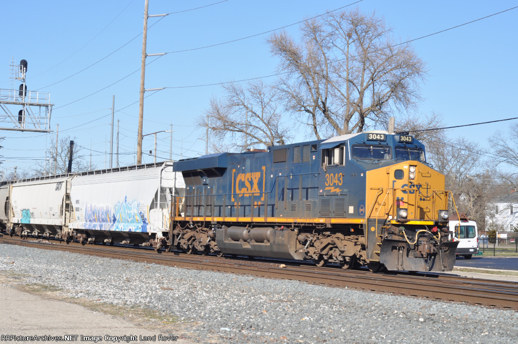 CSXT 3043 South